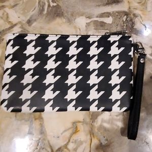 Express Wristlet